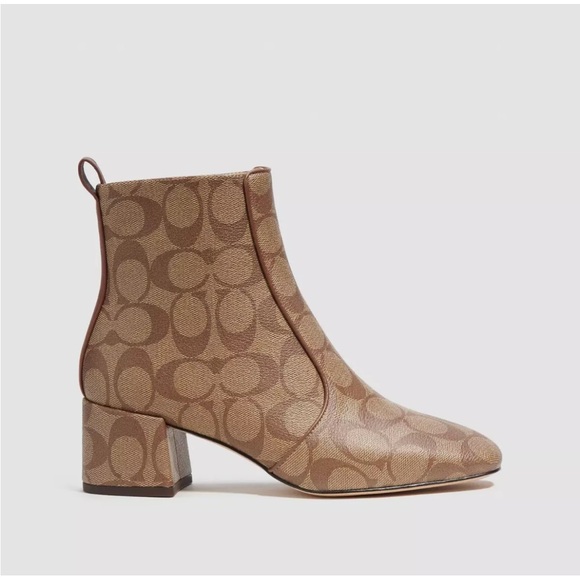 NEW! NIB COACH Noah Bootie in Signature C Canvas Khaki Size 9.5 - Picture 4 of 10